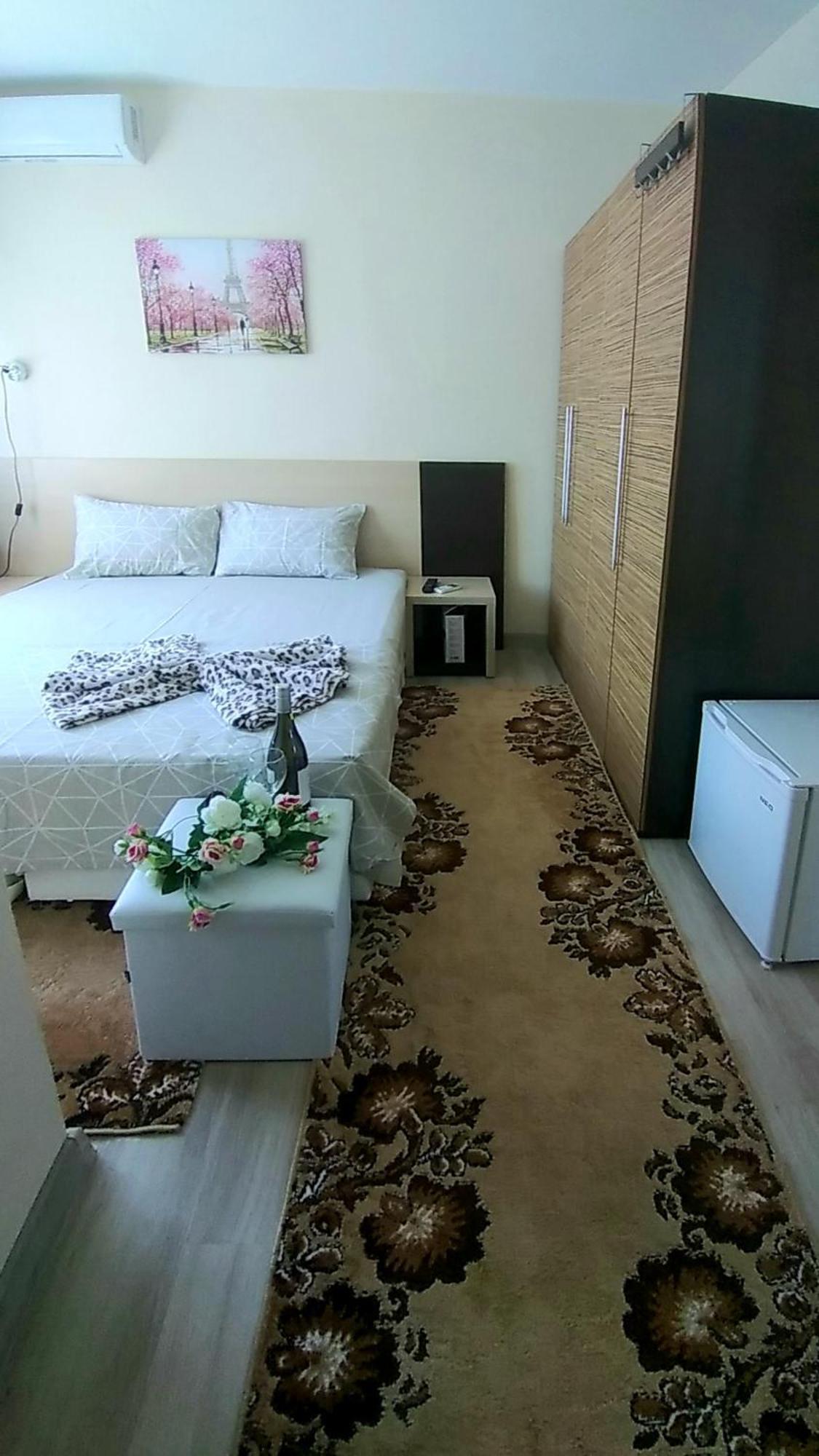 Rose & Water Guest House Pavel Banya Room photo